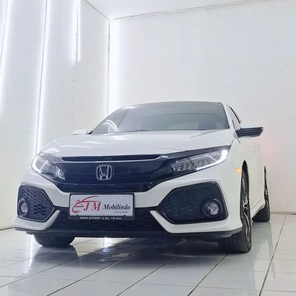 Honda Civic 1.5Turbo E CVT