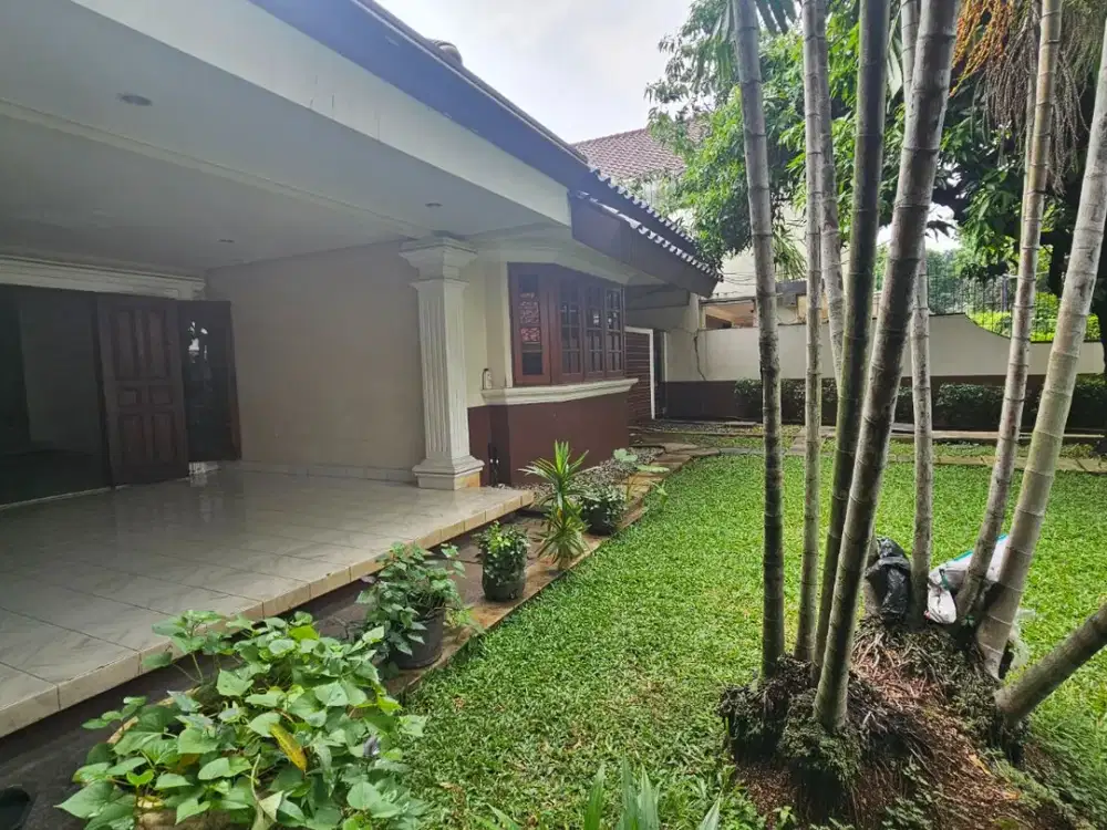 Rumah Bagus SHM Menteng Atas, Jakarta Pusat