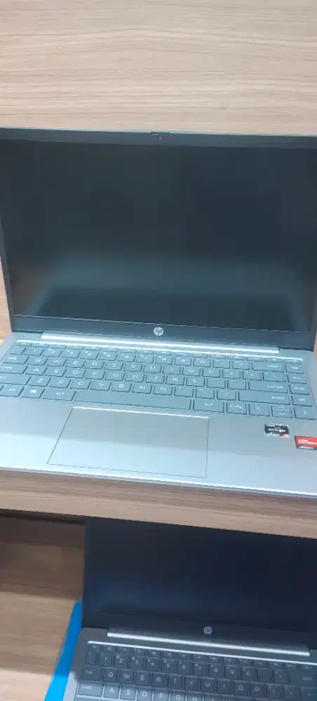 HP 14 EM0332AU EM0333AU Ryzen 3 7320U 8GB SSD 512GB 14″ FHD W11+OHS