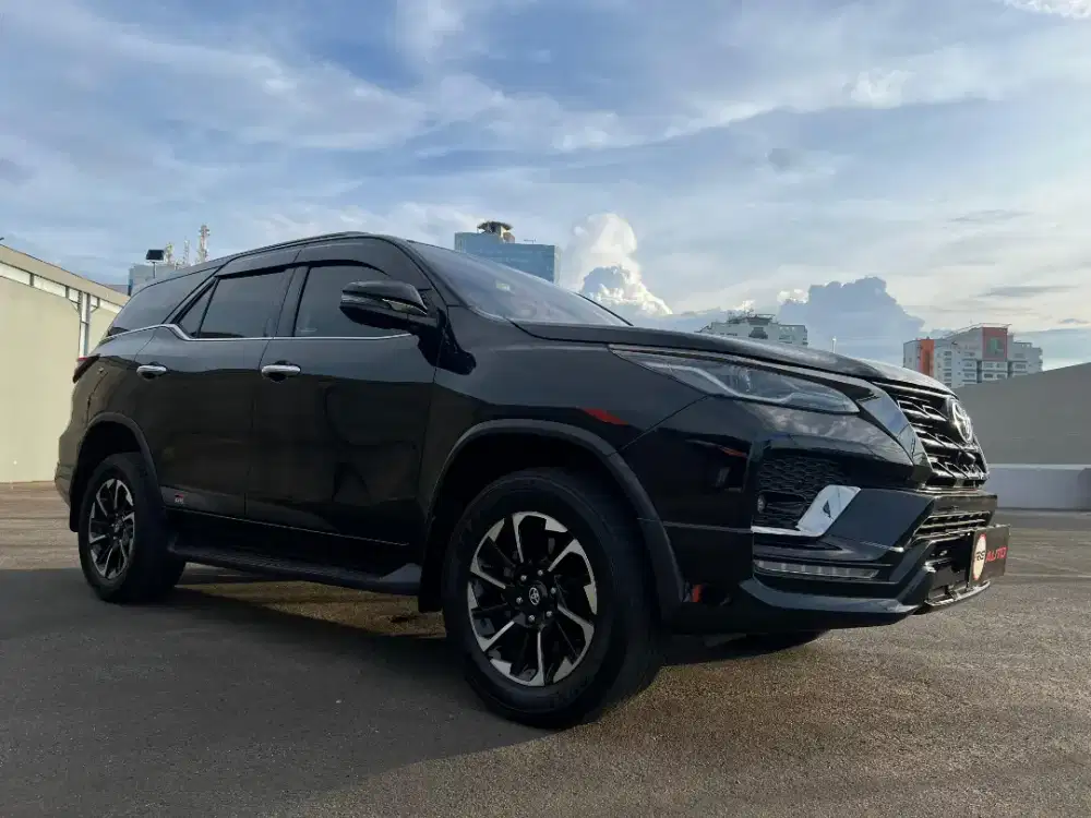 TOYOTA Fortuner VRZ 2.4L GR-Sport 2021