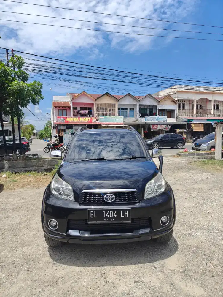 Toyota rush 2013 Metik tipe s pajak full 1 tahun siap jalan