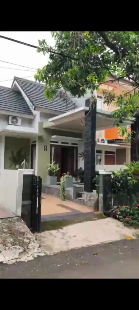 Rumah second dijual dekat Stasiun Cluster Asri Tole Iskandar Depok