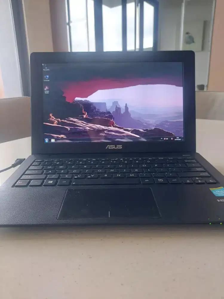 [MURAH] Laptop Asus X200CA Laptop kantor laptop kuliah laptop kerja