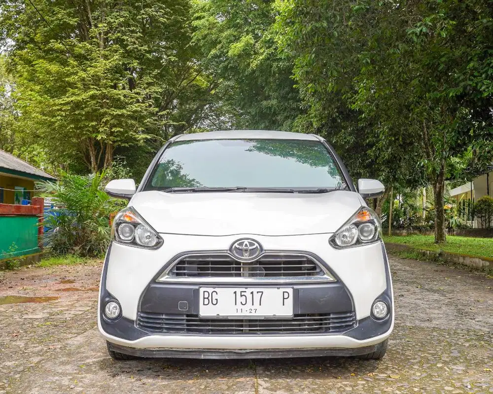 Sienta 2017 1.5 V Manual