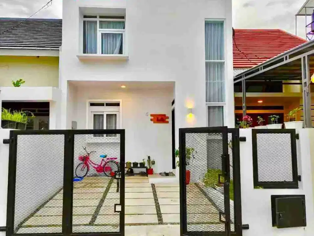 Dijual 1 Rumah Siap Huni 2 Lantai Sangat Terawat Di Cisaranten Kulon Arcamanik Kota Bandung