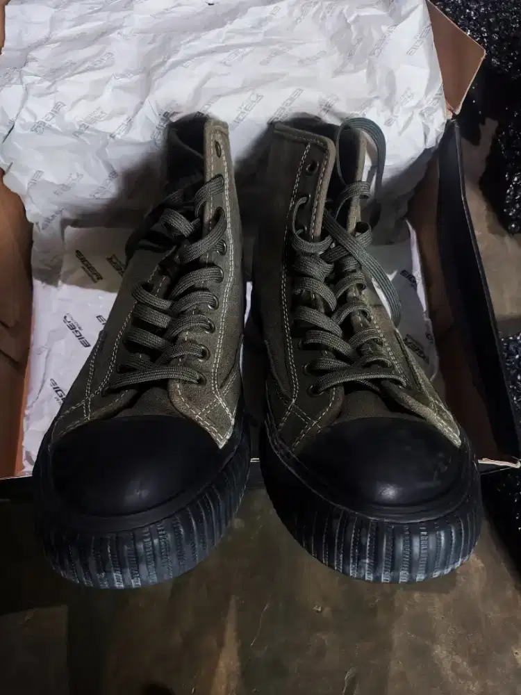 Sepatu eiger 100% ori