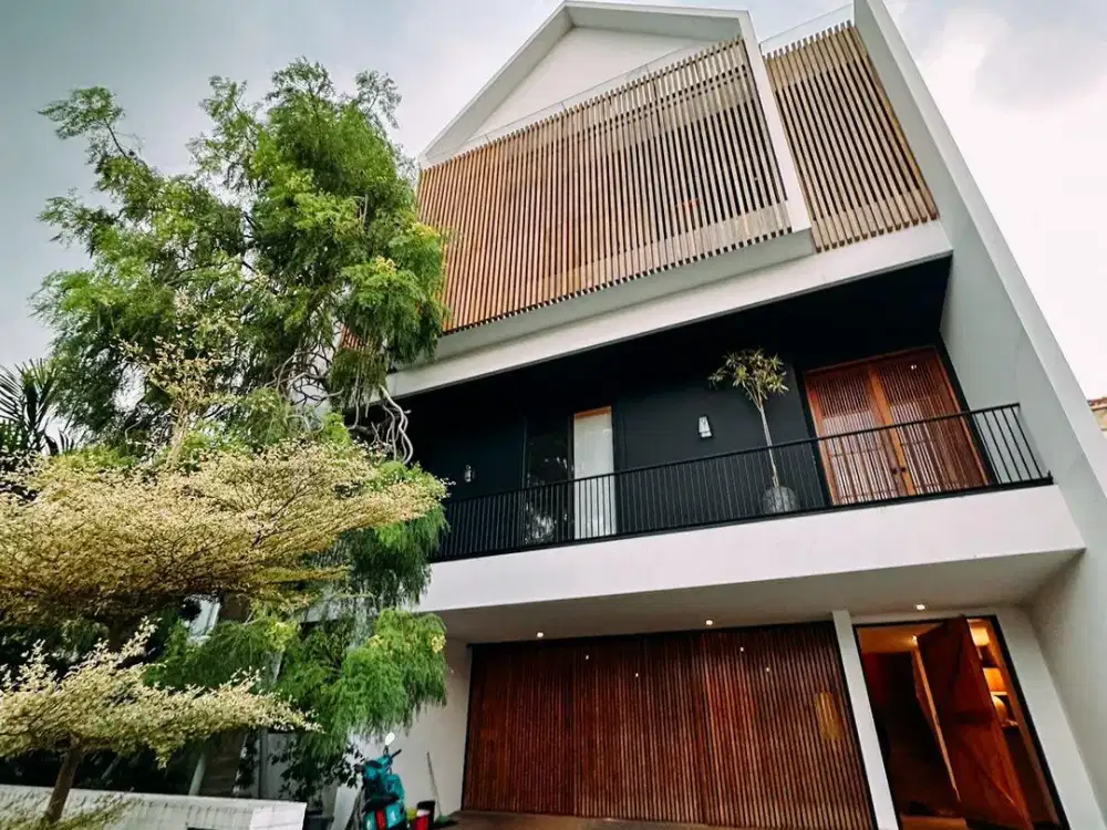 Exclusive Rumah Citraland Puri Widya KencanaFull Furnished