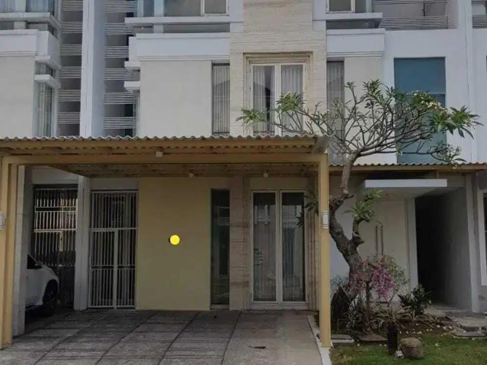 Full Furnish Rumah La Riz Embassy Bagus Langsung Huni