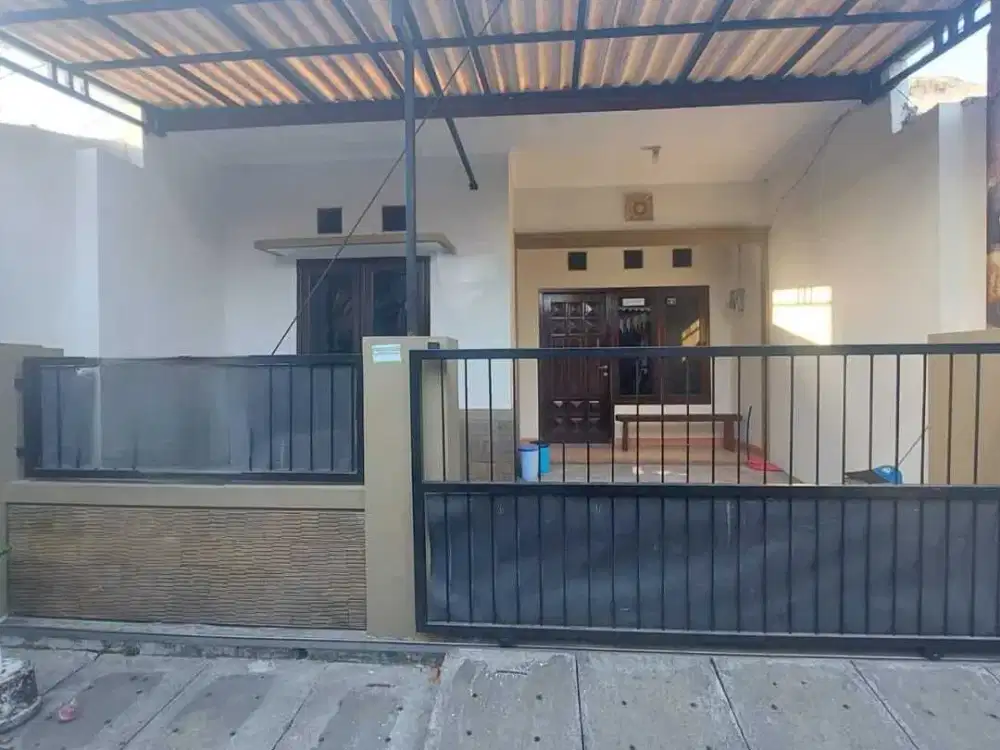 Terawat Siap Huni Rumah Cozy Manukan Sudah SHM