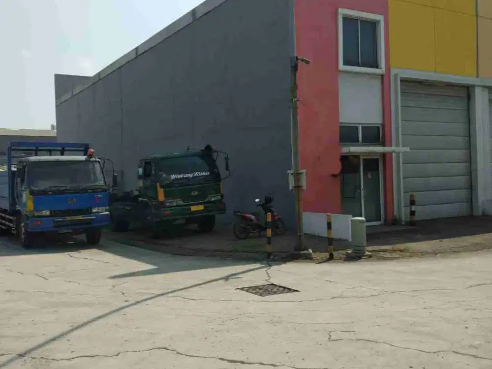 Gudang siap pakai di Bizpark green sedayu Cakung Jakarta Timur Jakarta