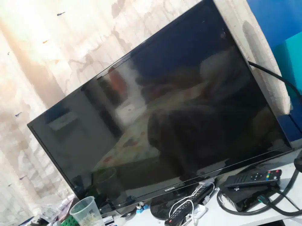 Di jual tv led samsung 32 inch