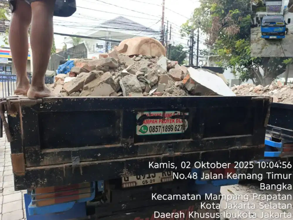 Jasa buang puing dan buang sampah