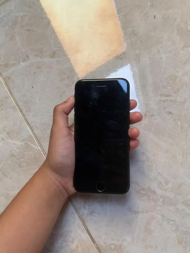 Iphone SE 2 Ibox