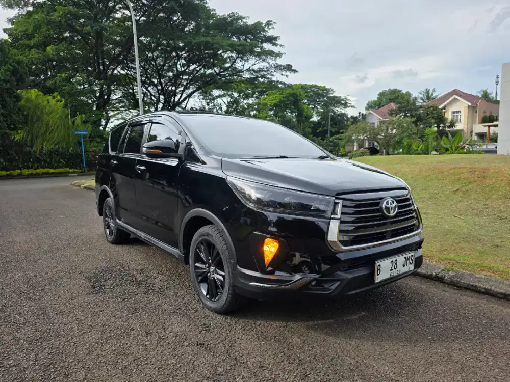 Km 95rb Innova Venturer Diesel 2019