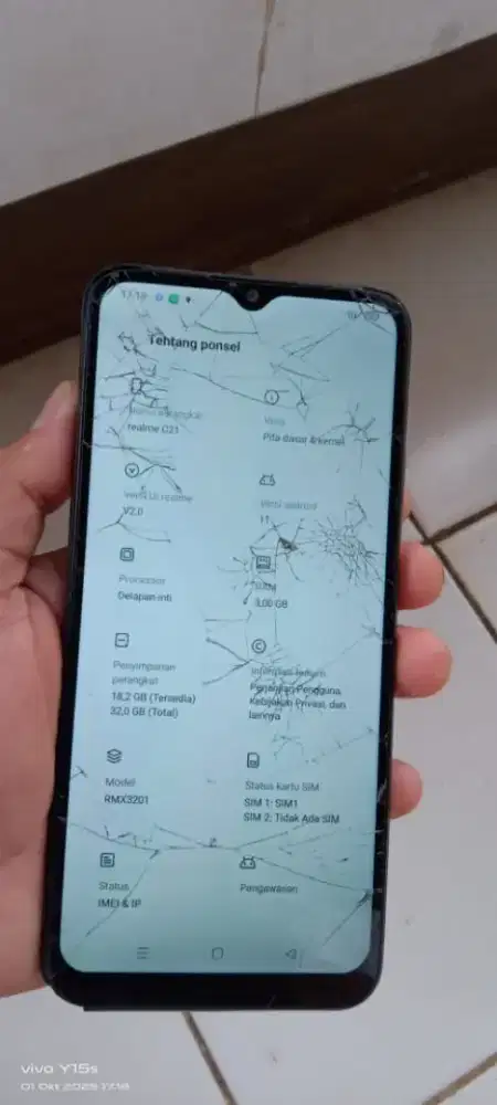 Realme c21.  3/32. Mnus retak sma berbyng