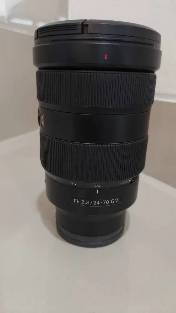 lensa sony 24-70mm f2.8 GM