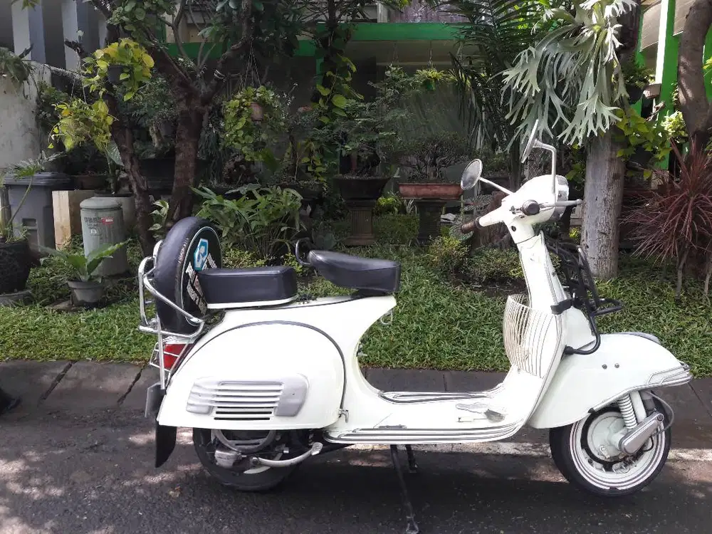 PIAGGIO VESPA SPRINT BAGOL TAHUN 1976