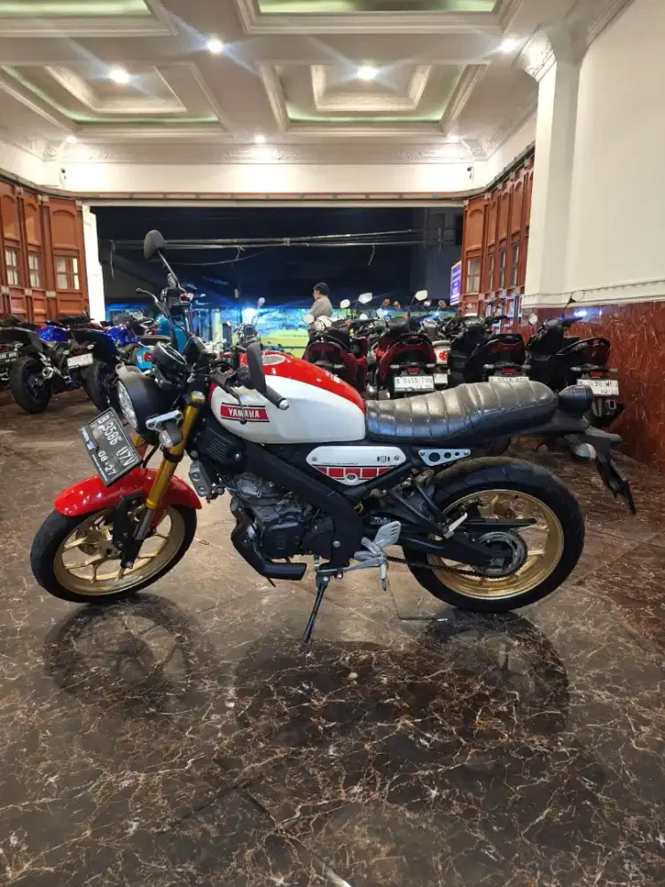 HUB KOM DP PROMO XSR 155 2022 KM.LOW MOTOR GRES KAYA BARU PAJAK HIDUP