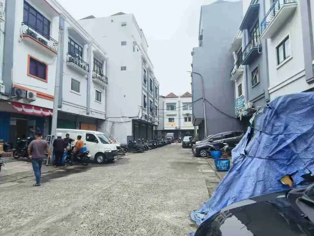 Ruko Siap Pakai Di Komplek Toho PIK