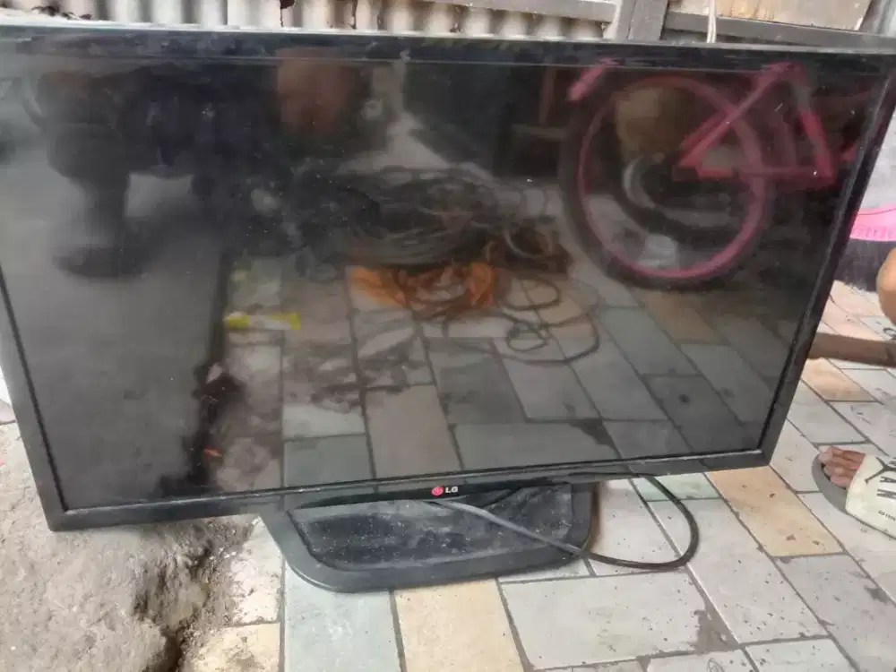 Menerima jual beli tv lid bekas borong atau satuan