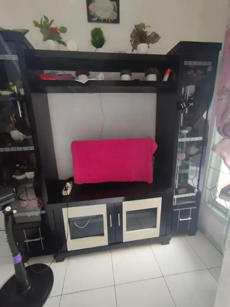 Bufet lemari tv