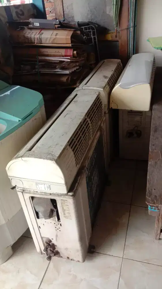 Menerima jual beli ac bekas borong atau satuan