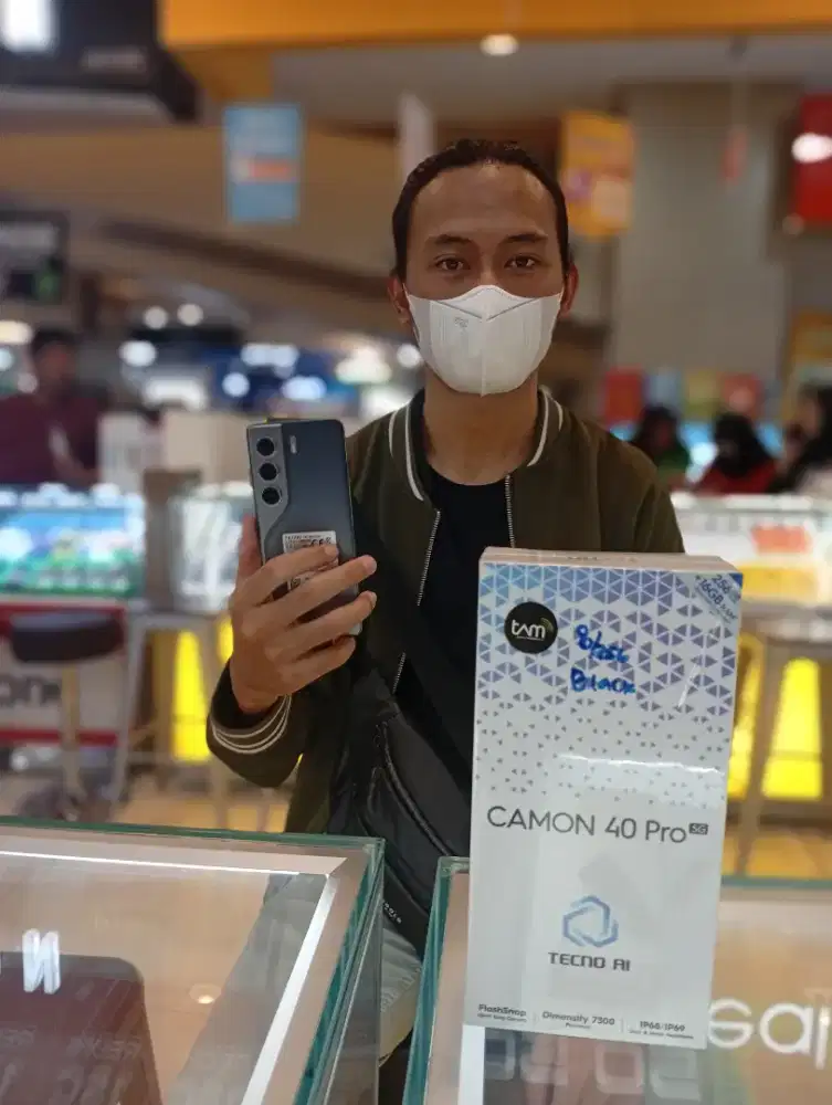 Tecno calon 40 pro 8/256 gb