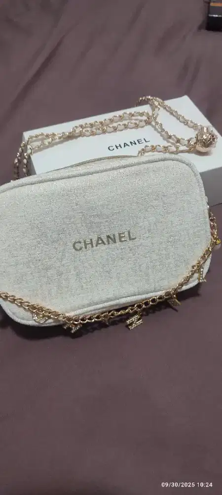 Garage sale sling bag chanel simple