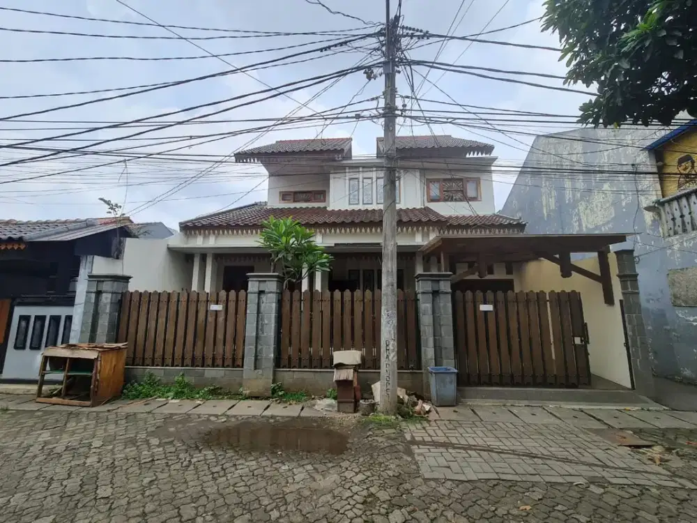 Rumah 1.5lt di Setu Babakan Jagakarsa, Hanya 13 Menit ke Tol Kukusan