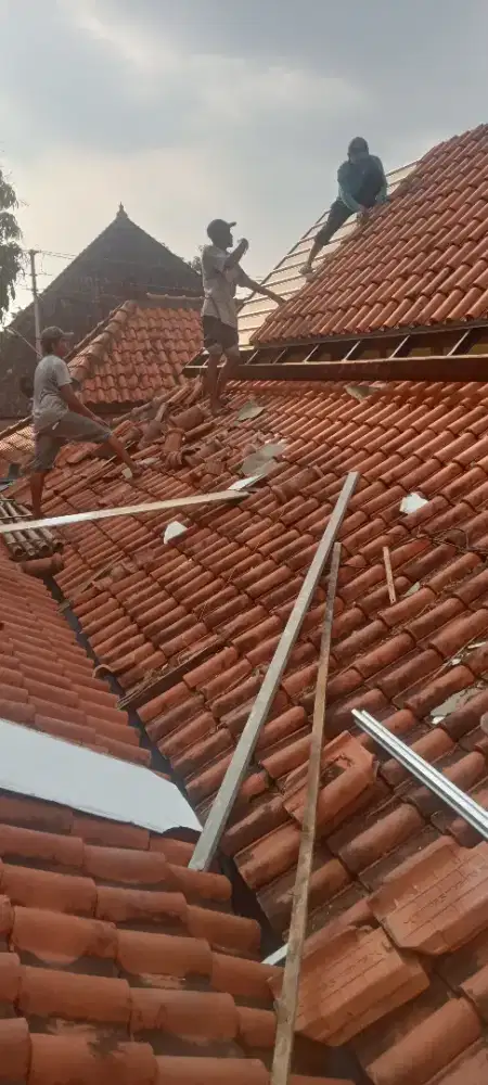 Tukang Bangunan