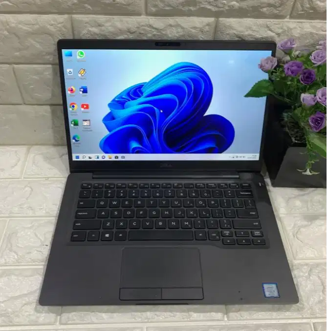 Laptop Kerja Dell Latitude 7300 Core i5 Gen 10