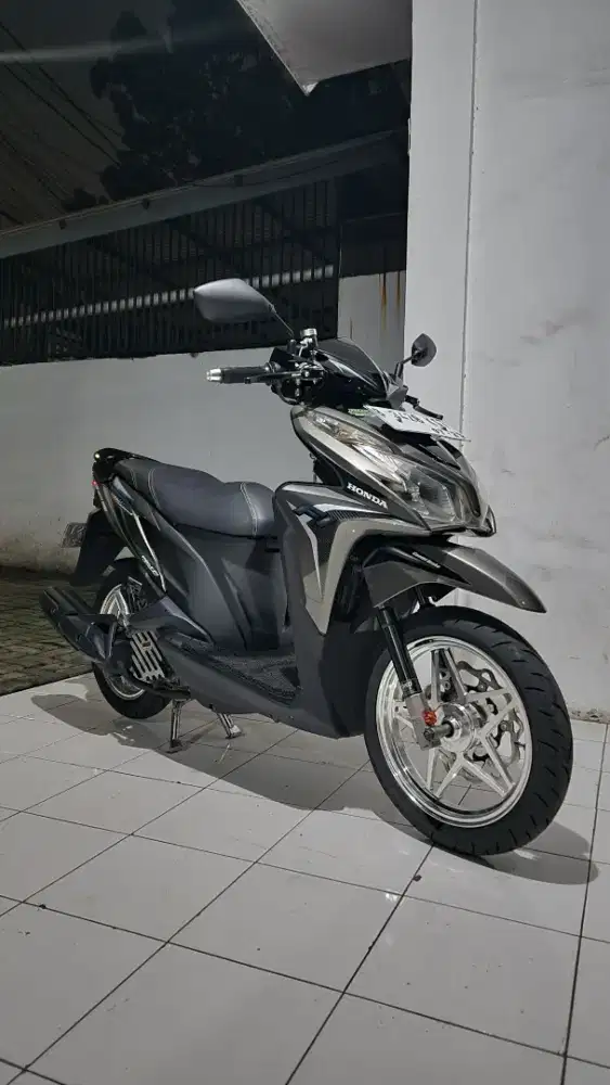 Honda Vario CBS ISS (KZR)