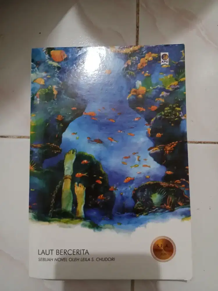 Buku Laut Bercerita