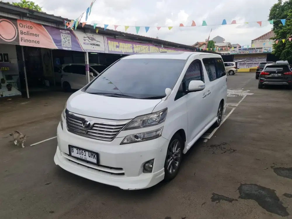 KREDIT DP 10 JT TOYOTA VELLFIRE 2.4 MATIC 2010
