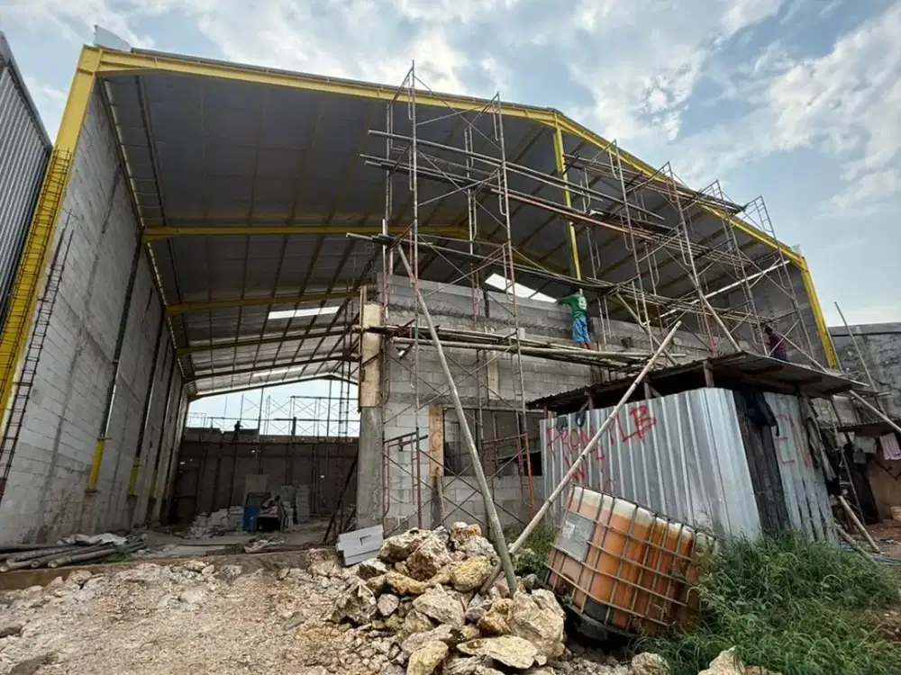 Gudang Baru Strategis Pinggir Jalan Cipondoh Tangerang Luas 600 m2 Akses Kontainer