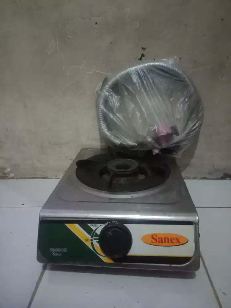 Kompor gas dan selang gas