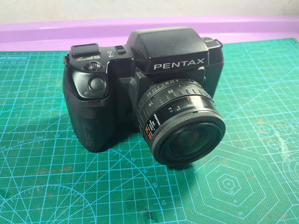 Kamera Analog Pentax SF7 Plus Lensa 35-70mm
