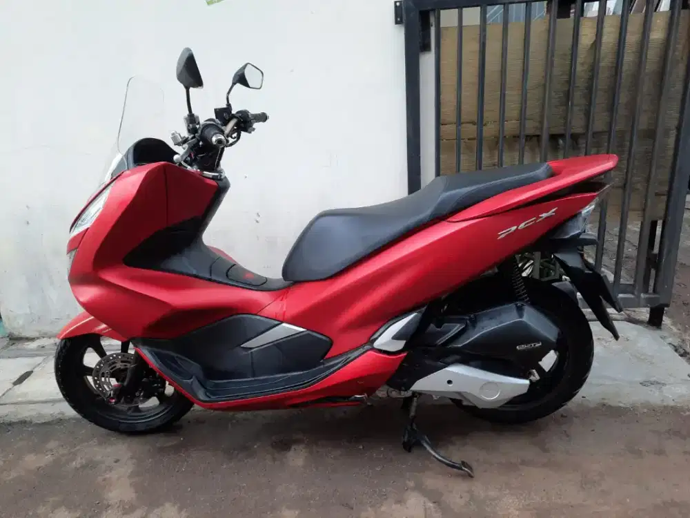 Honda PCX tahun 2018 mesin halus terawat