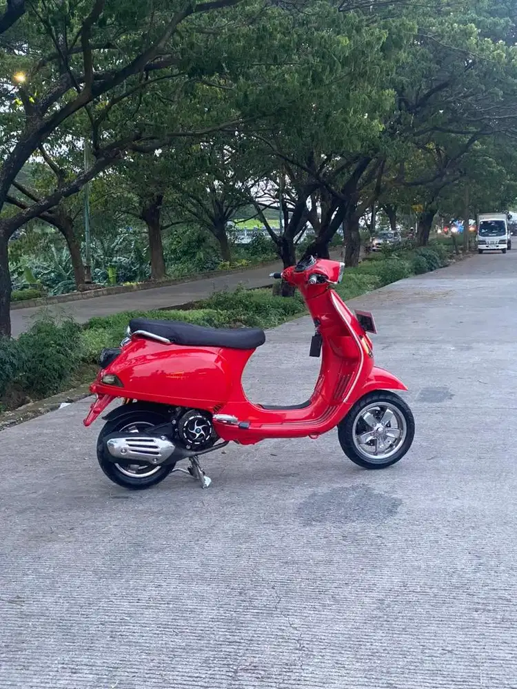 JUAL VESPA METIC S 125