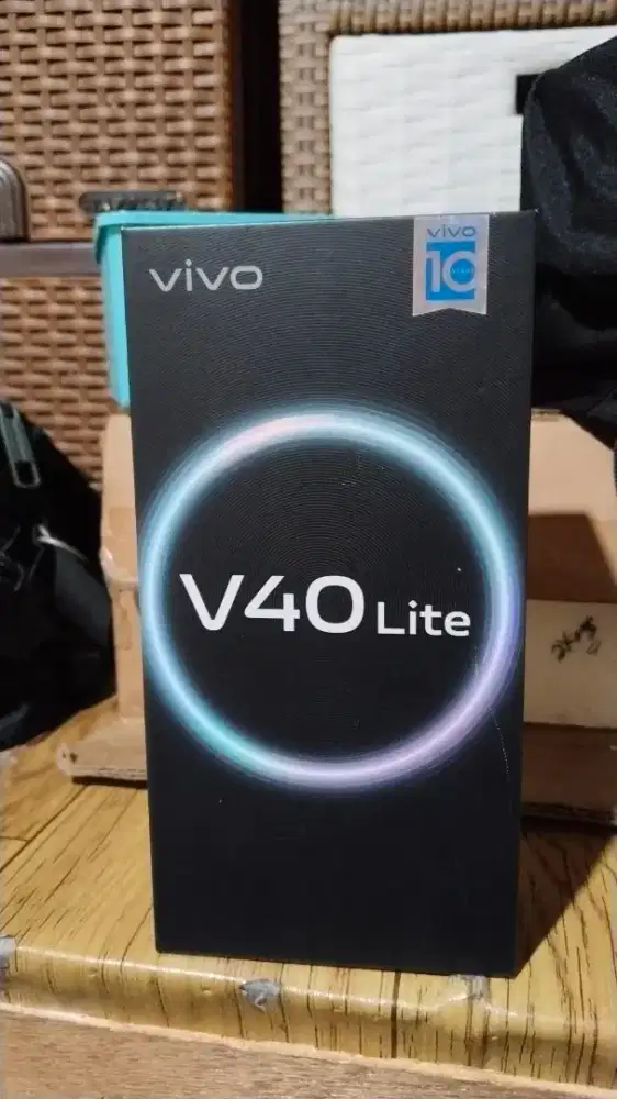 VIVO V40 LITE LIKE NEW GARANSI MASIH ADA RAM 8/256