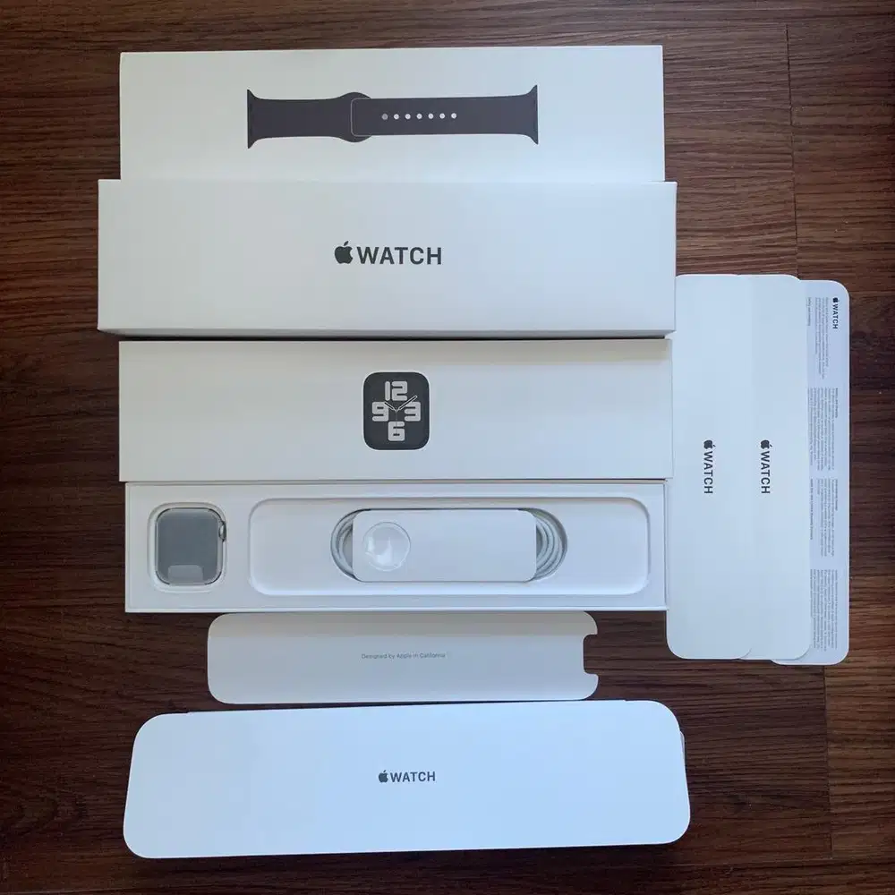 Apple Watch SE 2 40mm Starlight Mulus Fullset + Bonus Case