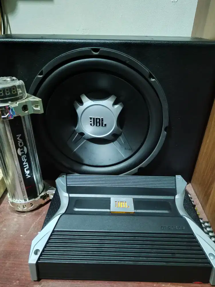 Audio mobil jbl power subwoofer kapasitor