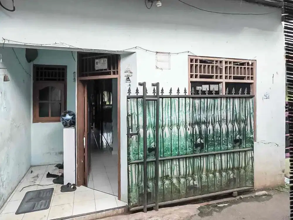 Dijual rumah di jalan Jati Padang ,Kebagusan ,Pasar Minggu Dekat Tol dan Stasiun