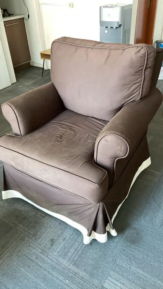Single sofa arbor