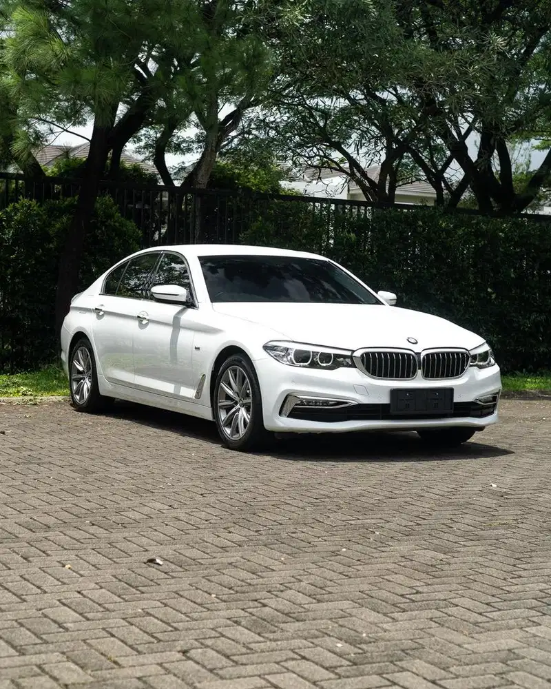 (TDP 35 Juta!!) BMW 520d Luxury G30 Diesel 2017 320d X5 E250 520i