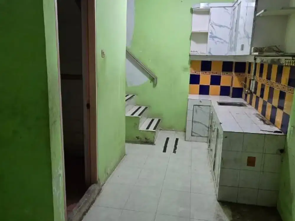DIJUAL RUMAH KOKOH 3 LANTAI HARGA PALING MURAH DI PERMATA TAMAN PALEM
