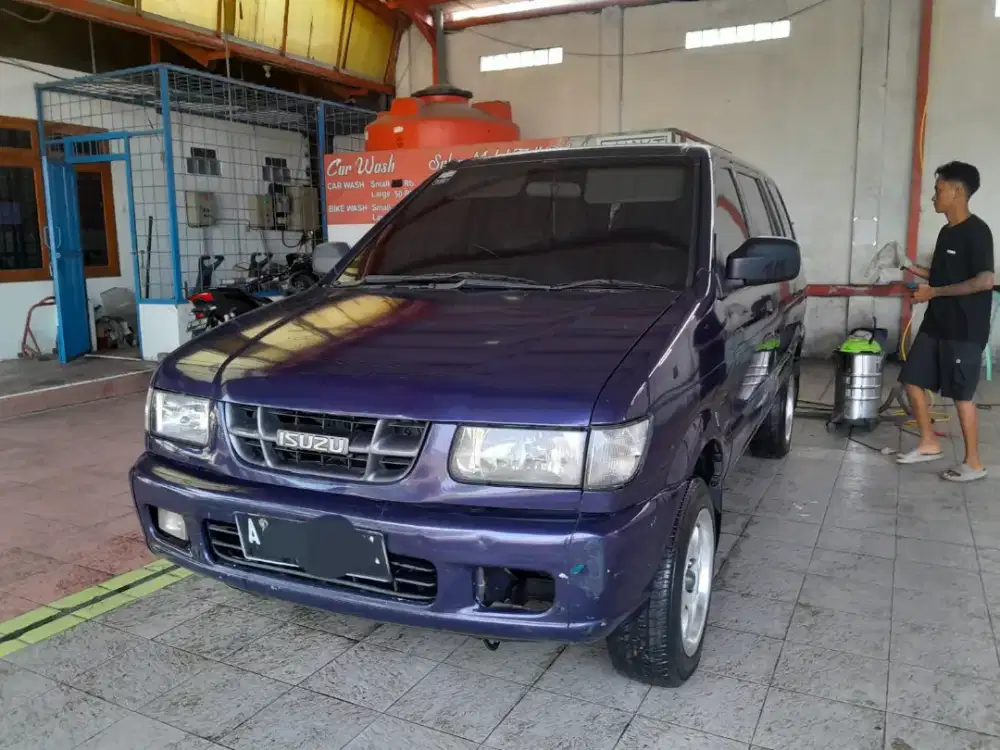 Tangan Pertama Isuzu Panther LV 2.5 Diesel Tahun 2001 dijual cpt! NEGO