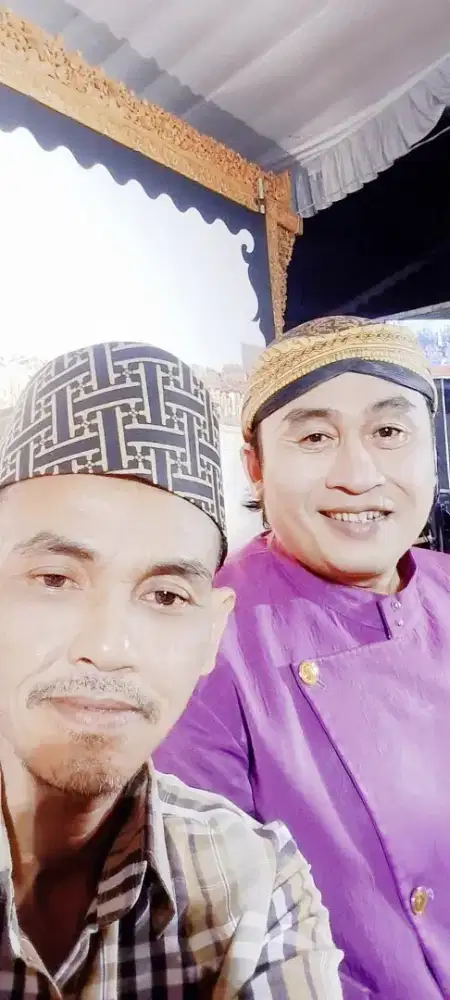 Saya sedang mencari pekerjaan, supir /driver ex driver taksi,