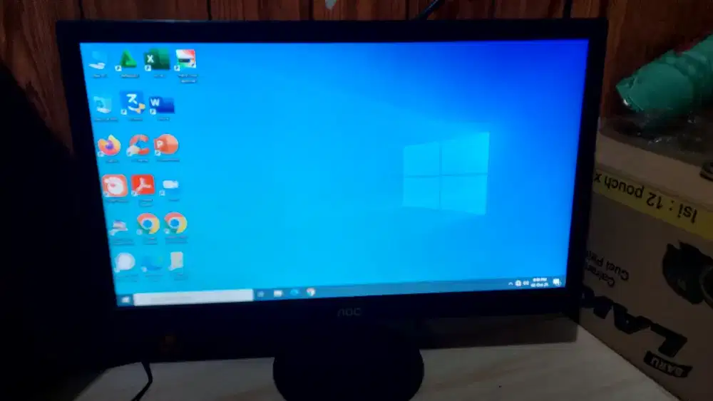 Jual murah Monitor Led 20inc merek AOC normal masih gress
