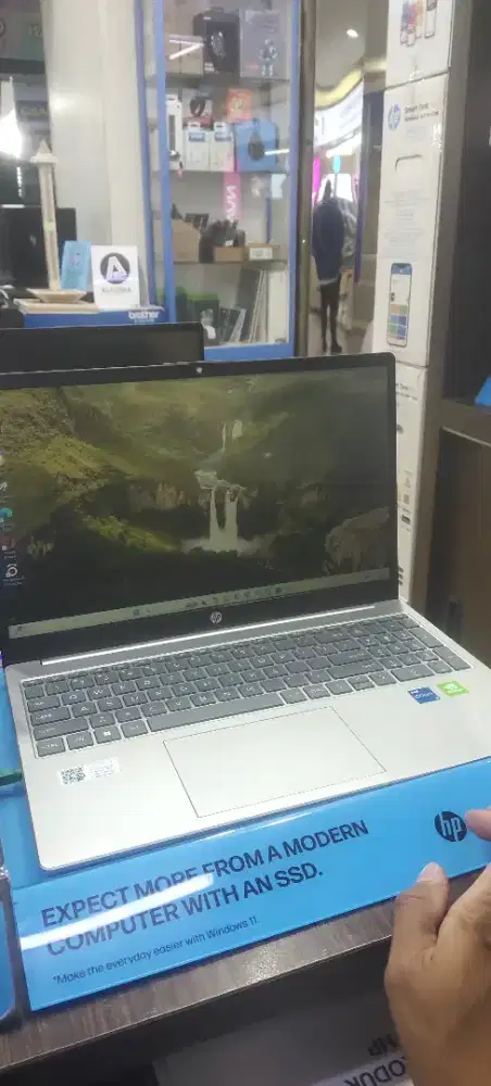 HP 15-FD0031TX Core i5-1334U 512GB SSD 8GB RAM MX570A Graphics